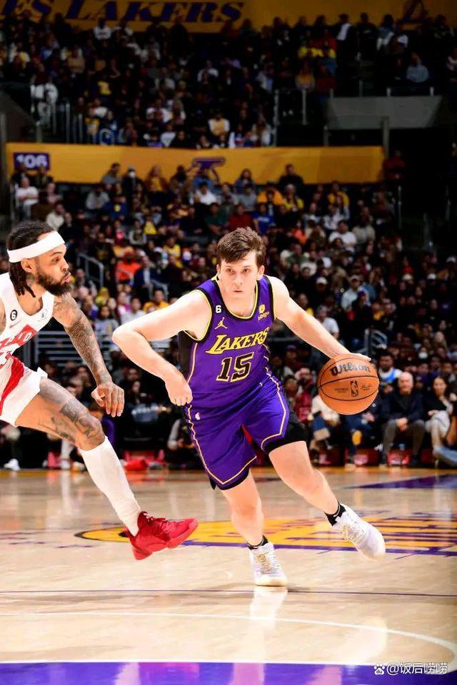 包含印第安纳步行者内部会议纪要流出——今夜完成体检；NBA季后赛使命明确；阵容厚度经受考验的词条